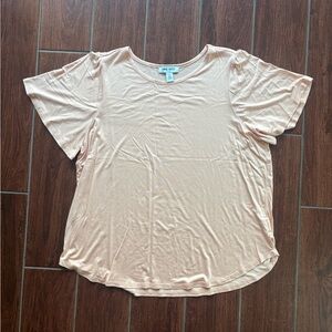 Nine West women’s XL peach top super soft in EUC gathered cap short sleeves